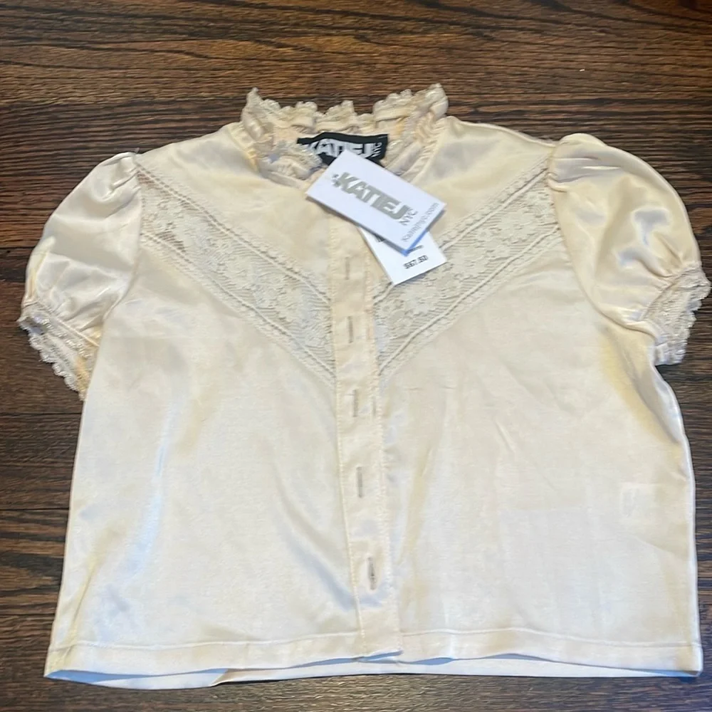 Katie J size small button down top for little girls.